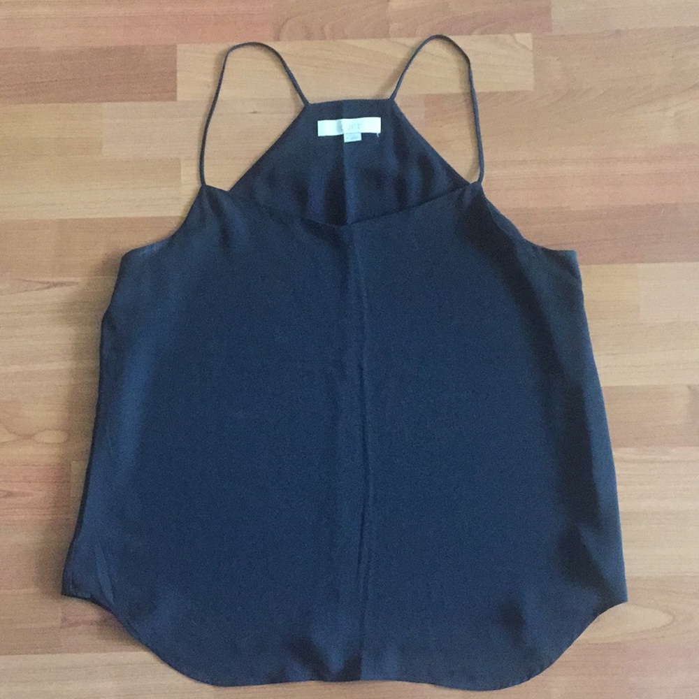 Black woven tank